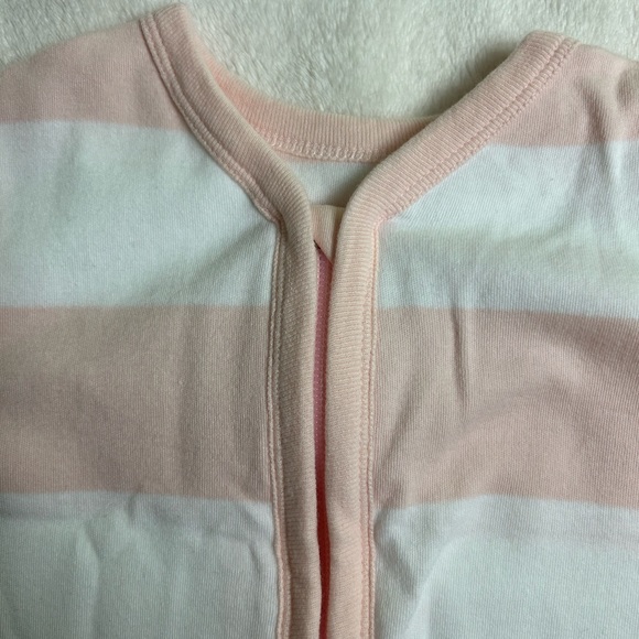 NWOT. Burt’s Bees - baby wearable blanket - 0-6 months - Picture 3 of 8